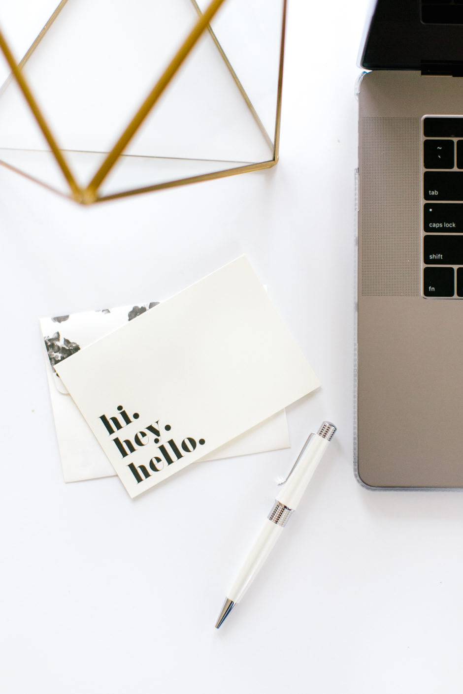 social-curator-03-2019-18-1-940x1410 social-curator-03-2019-18 