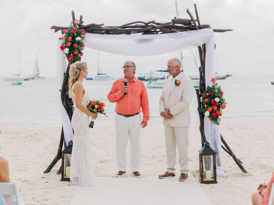 Getting married in aruba