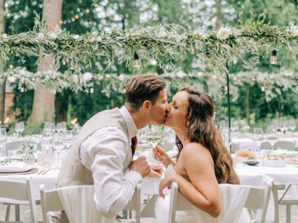 Kasteelhoeve Geldrop: een droomlocatie voor een romantische Italiaanse bruiloft van Mark en Irene