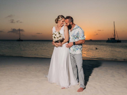 Beach Wedding at Hyatt Regency Resort Aruba: Karen and Jason