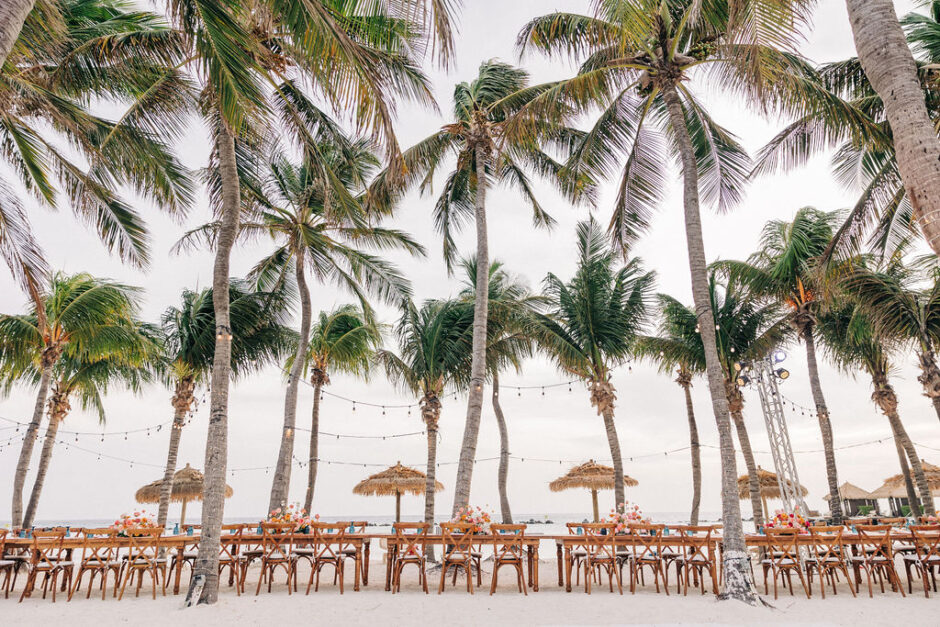IvyCodyWeddinginArubabyStevendeCuba39of64-940x627 Aruba Beach Wedding 
