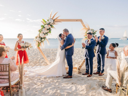 Aruba Beach Wedding: Carolina and Maurice Luxurious Beach Wedding at Hyatt Regency Resort Aruba