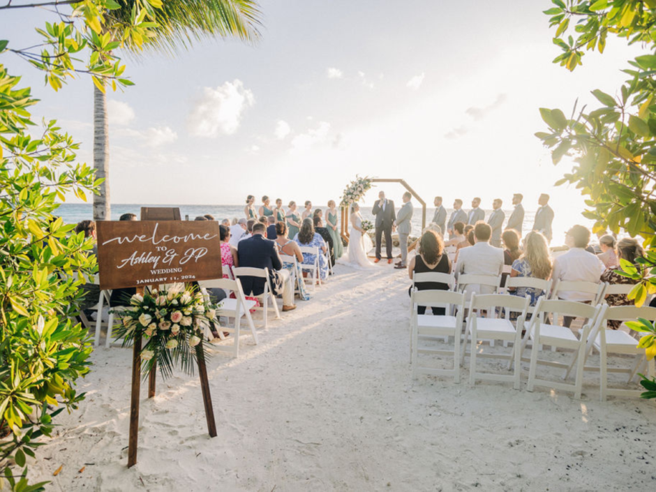 23-3-940x705 Renaissance Island Aruba Beach Wedding 23-3 