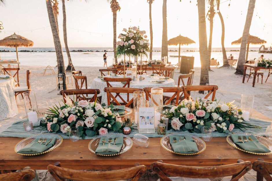 AshleyJPbyStevendeCuba6of208-940x627 Flamingo Beach Aruba Wedding 