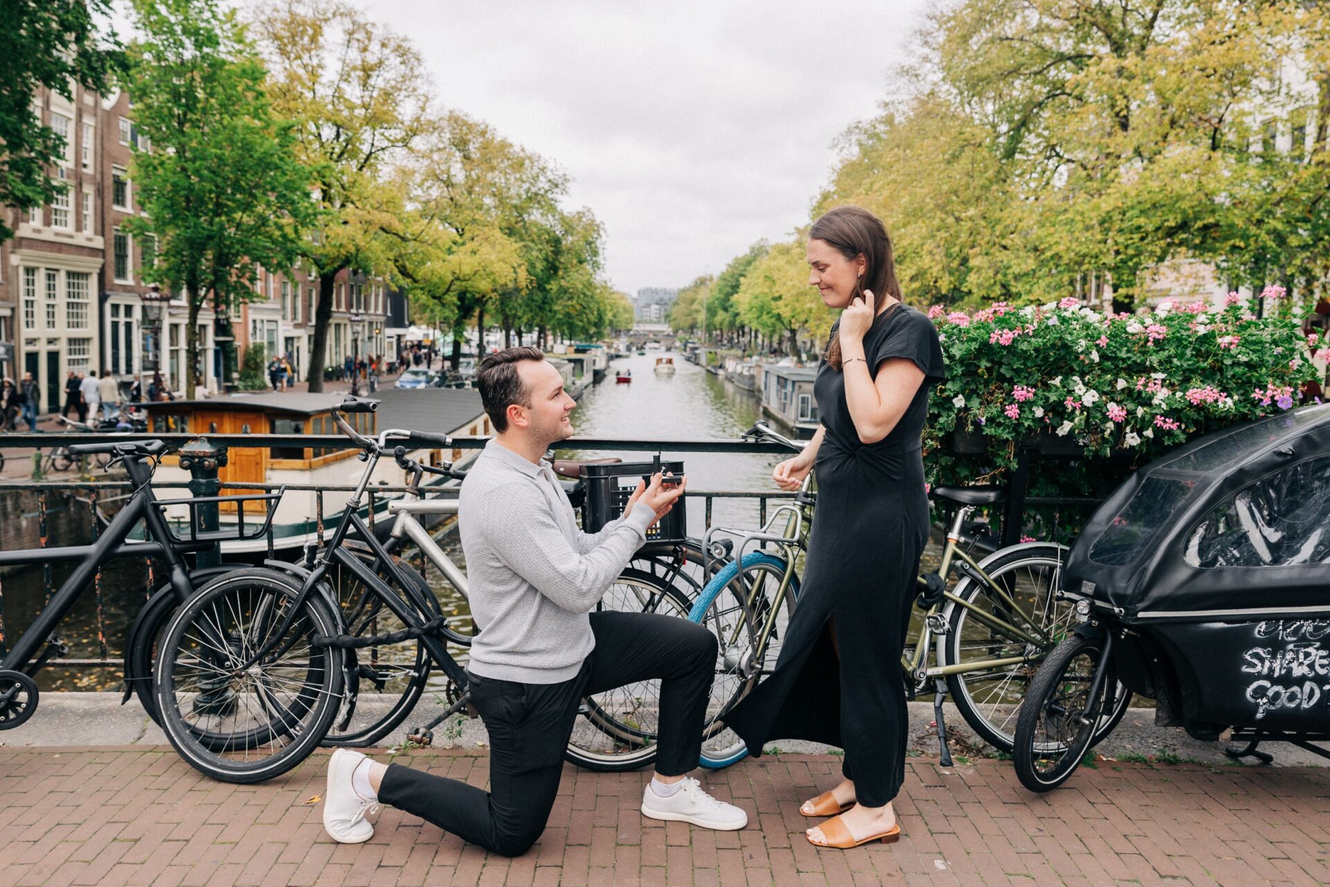 amsterdam-10-07-2023-proposal-7_original-1-min-1920x1280 Engagement Photography Services